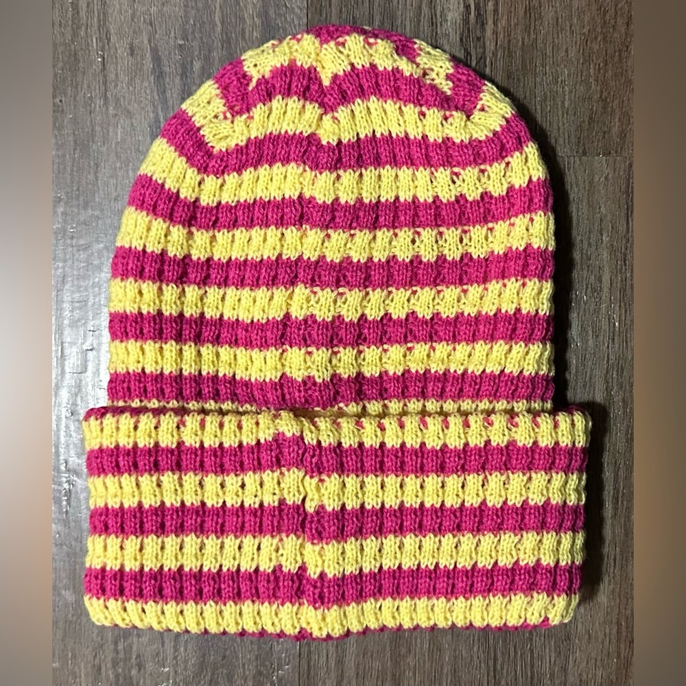 Free People Movement Stripe It Up Cool Down Beanie in Pink Lemonade. NWT - Picture 5 of 12